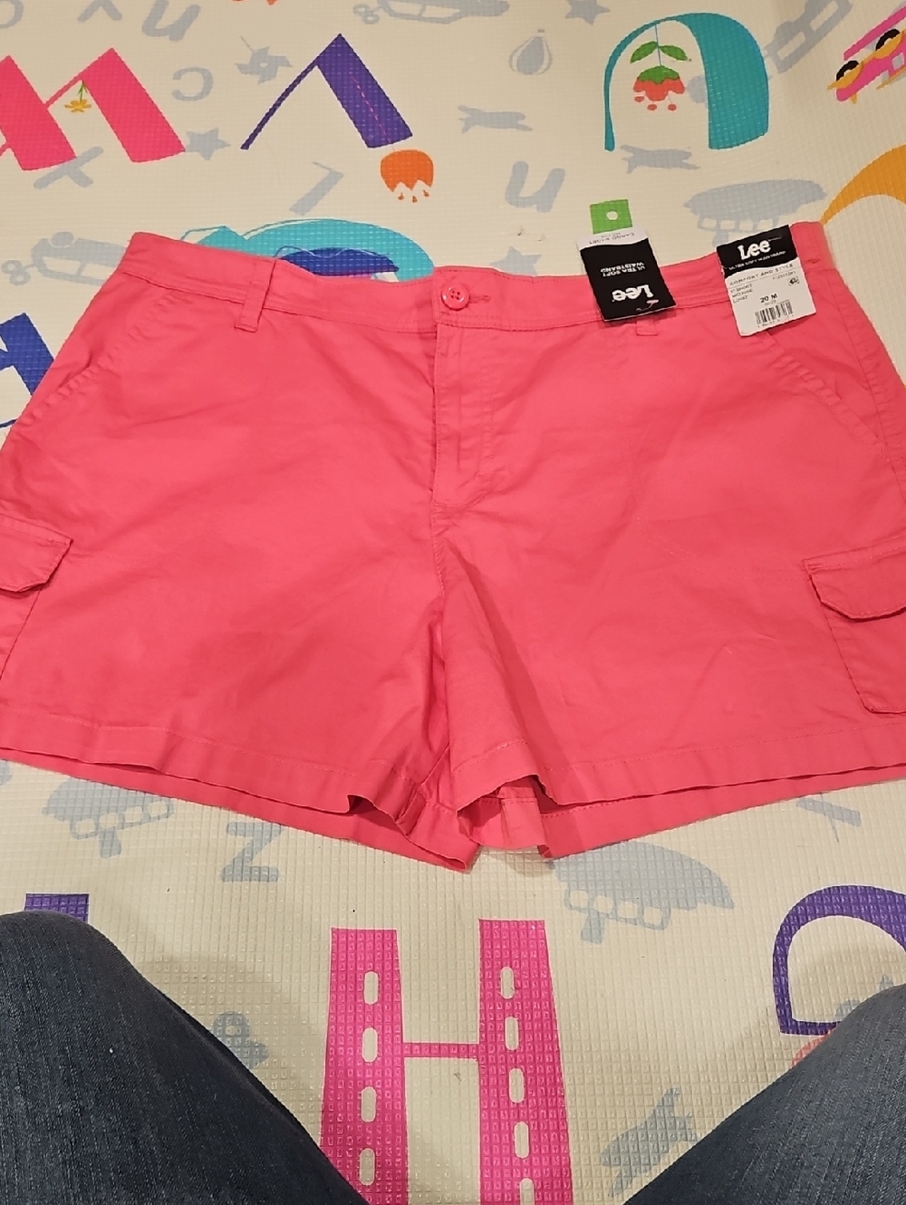 Lee Bright Pink Women's Cargo Shorts